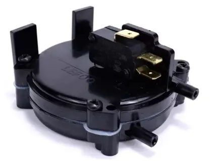 Differential Pressure Switch Applications in HVAC, Cleanrooms and Industrial Air Systems