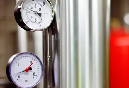 Pressure Sensor vs. Pressostat: Understanding the Differences and Choosing the Right One